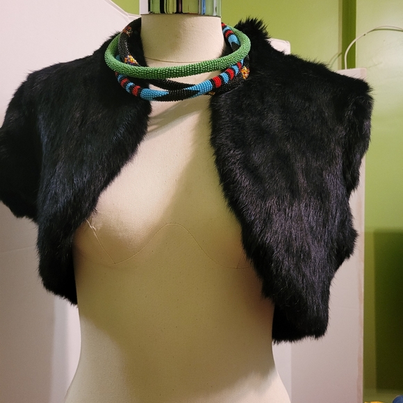 Shrug vest. - Picture 7 of 7